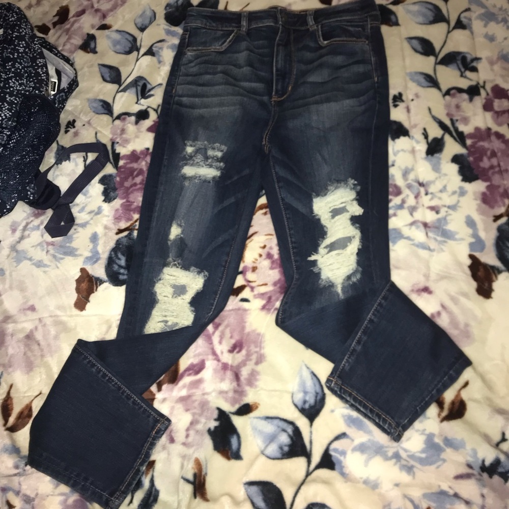 Ripped jeans